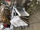 Foto: Sperrmüll auf dem Gehweg  